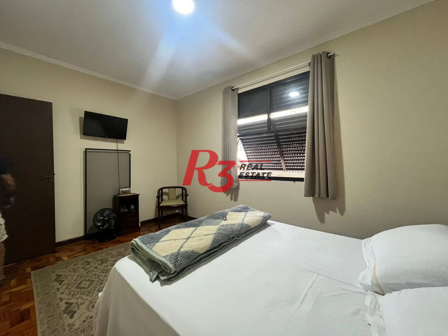Apartamento com 3 dormitórios à venda, 96 m² por R$ 690.000,00 - Ponta da Praia - Santos/SP