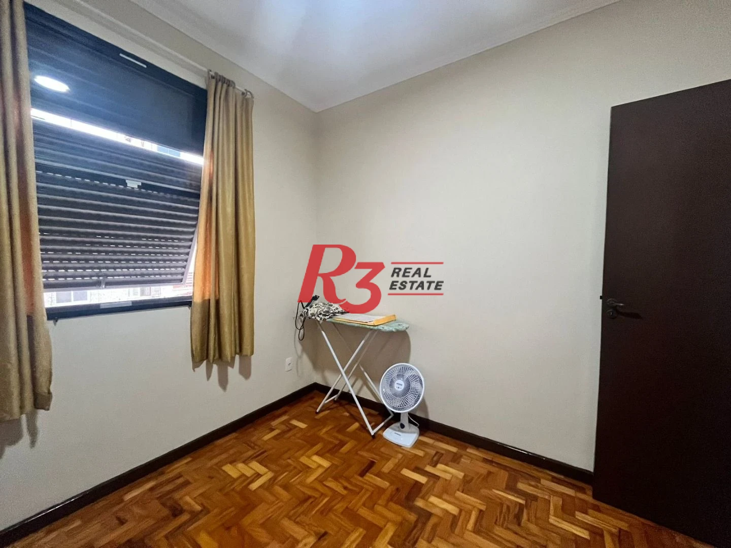Apartamento com 3 dormitórios à venda, 96 m² por R$ 690.000,00 - Ponta da Praia - Santos/SP