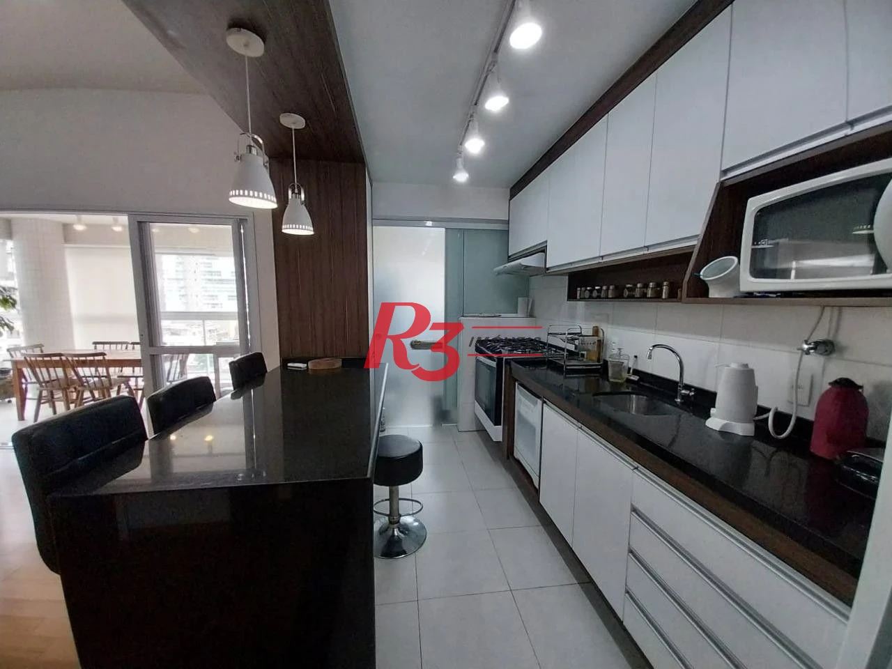 Apartamento Duplex com 2 dormitórios à venda, 121 m² por R$ 1.490.000,00 - Gonzaga - Santos/SP