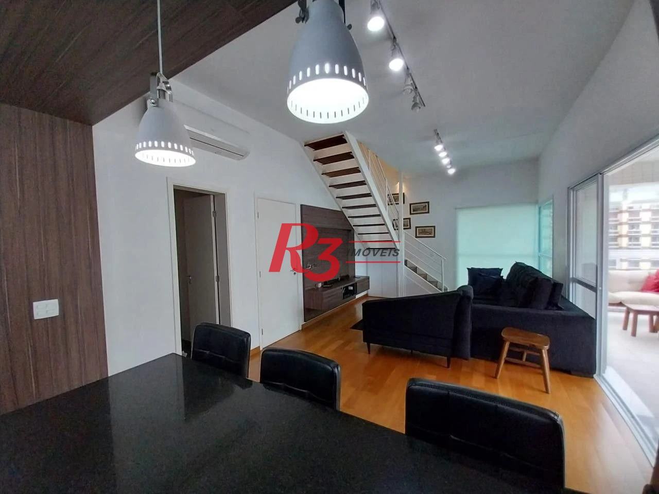 Apartamento Duplex com 2 dormitórios à venda, 121 m² por R$ 1.490.000,00 - Gonzaga - Santos/SP