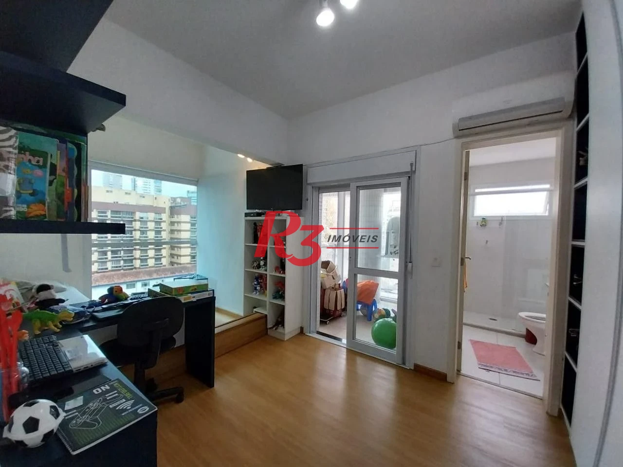 Apartamento Duplex com 2 dormitórios à venda, 121 m² por R$ 1.490.000,00 - Gonzaga - Santos/SP