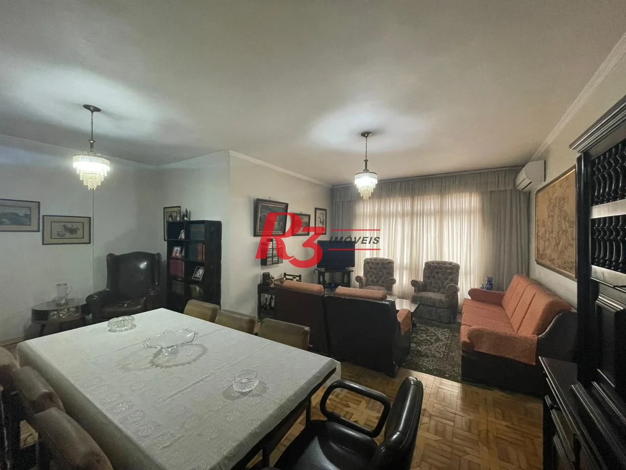 Apartamento com 2 dormitórios à venda, 100 m² por R$ 590.000,00 - Embaré - Santos/SP