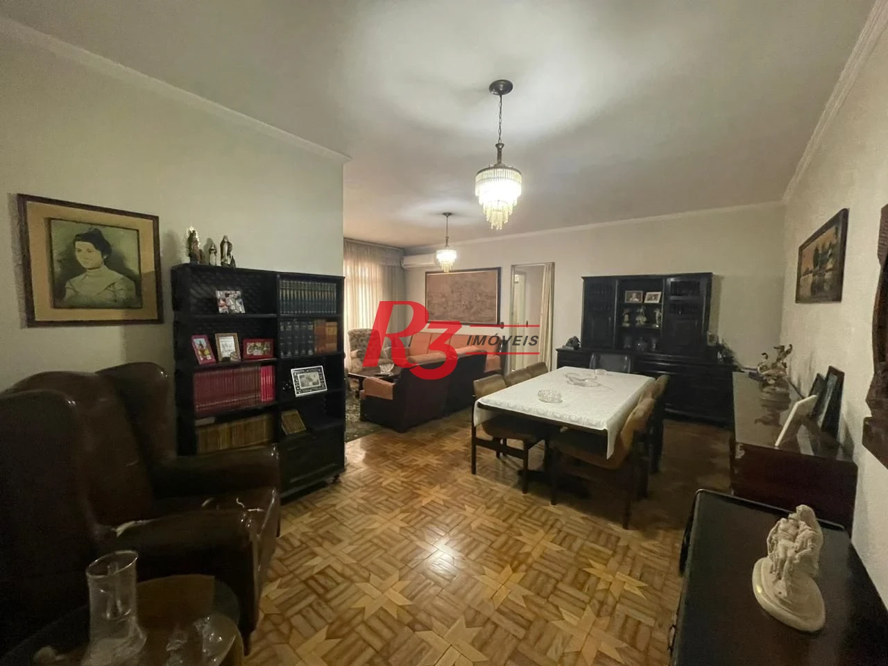 Apartamento com 2 dormitórios à venda, 100 m² por R$ 590.000,00 - Embaré - Santos/SP