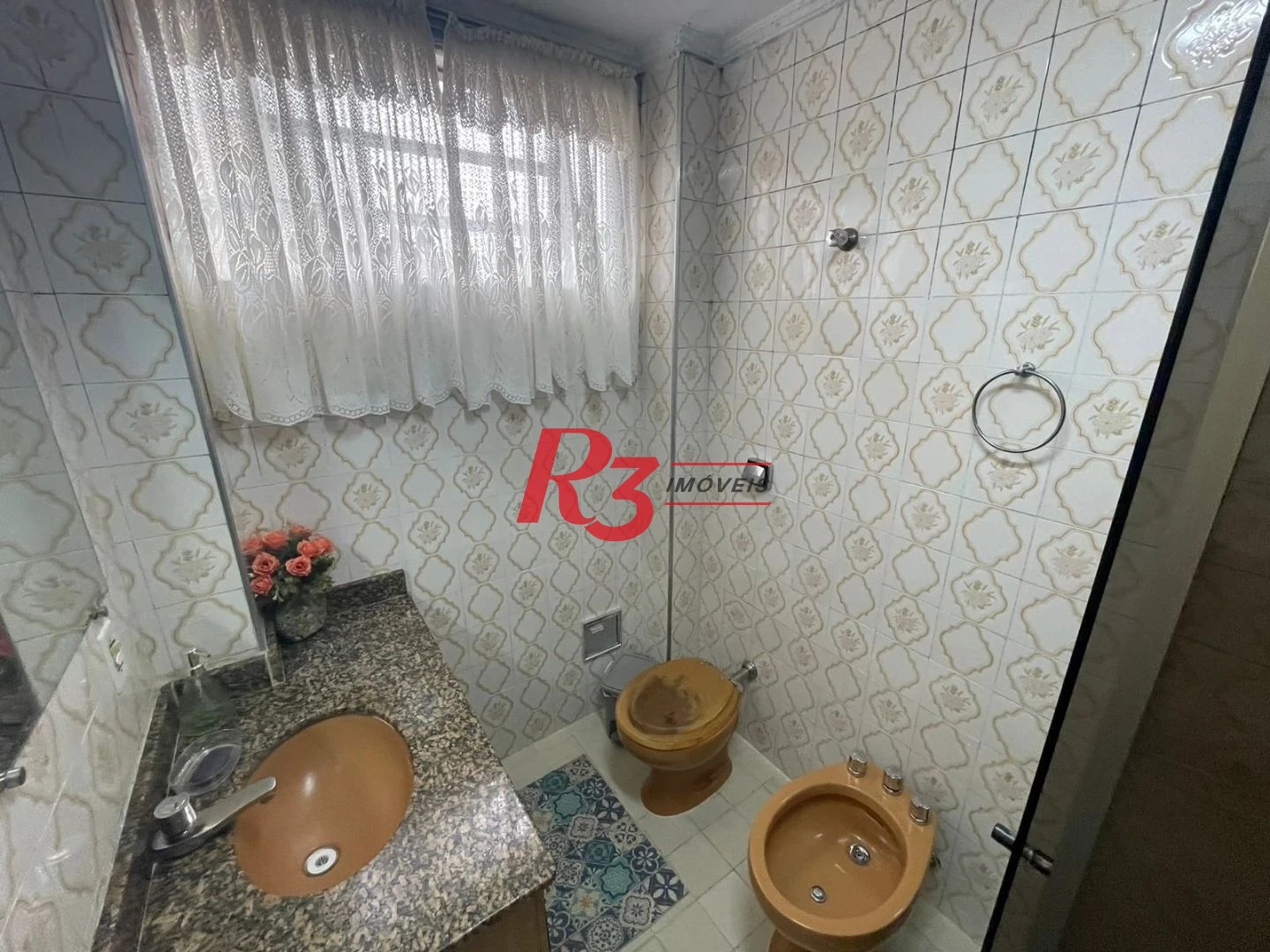 Apartamento com 2 dormitórios à venda, 100 m² por R$ 590.000,00 - Embaré - Santos/SP
