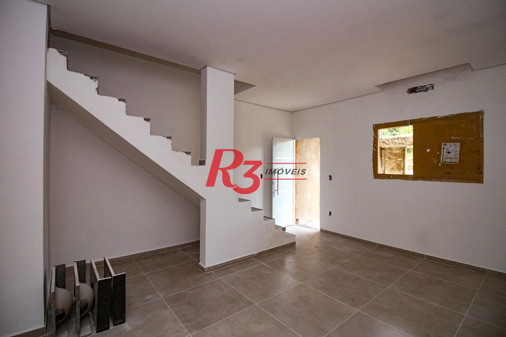Sobrado à venda, 86 m² por R$ 683.000,00 - Parque da Montanha - Santos/SP