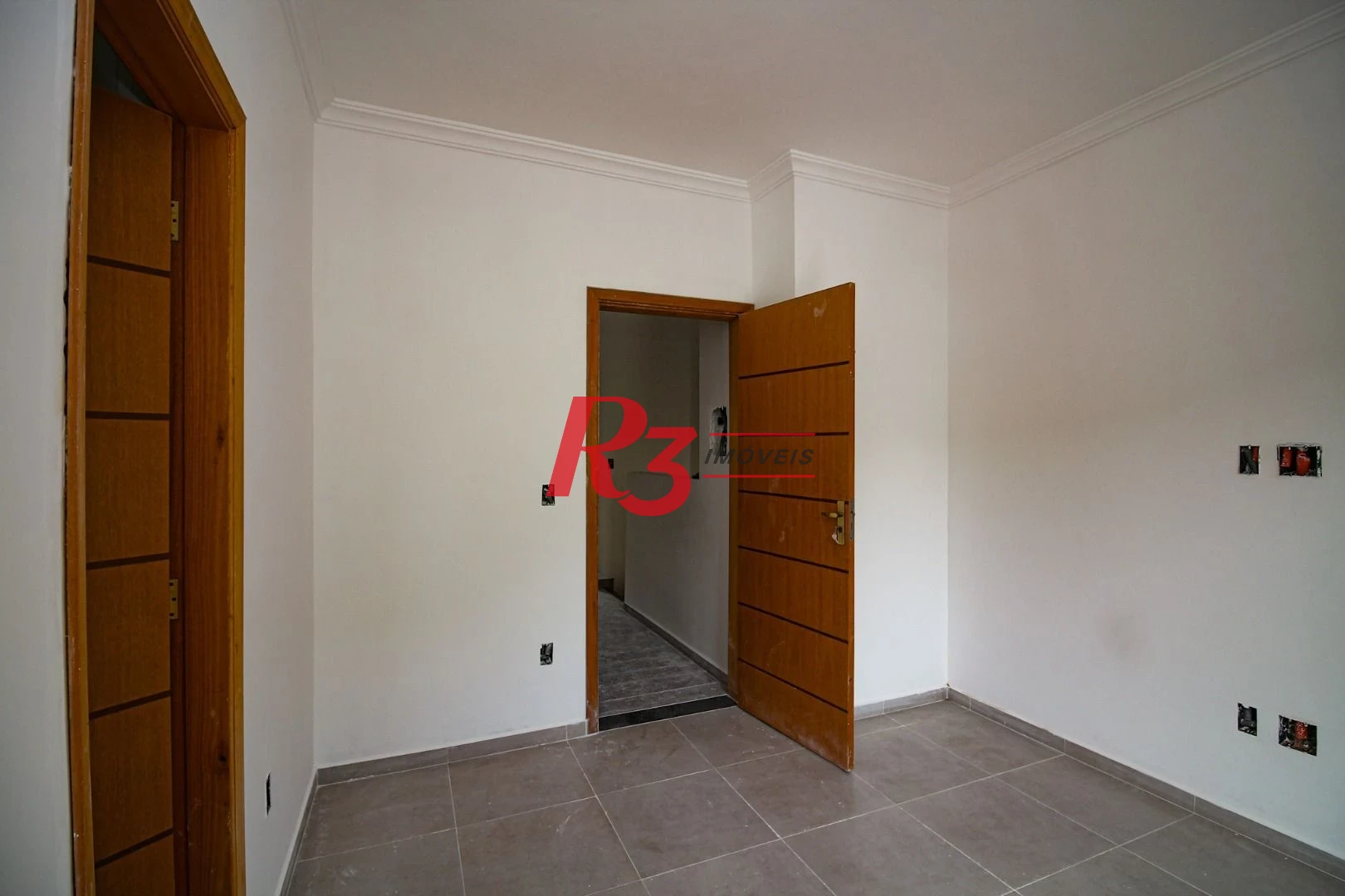 Sobrado à venda, 86 m² por R$ 683.000,00 - Parque da Montanha - Santos/SP