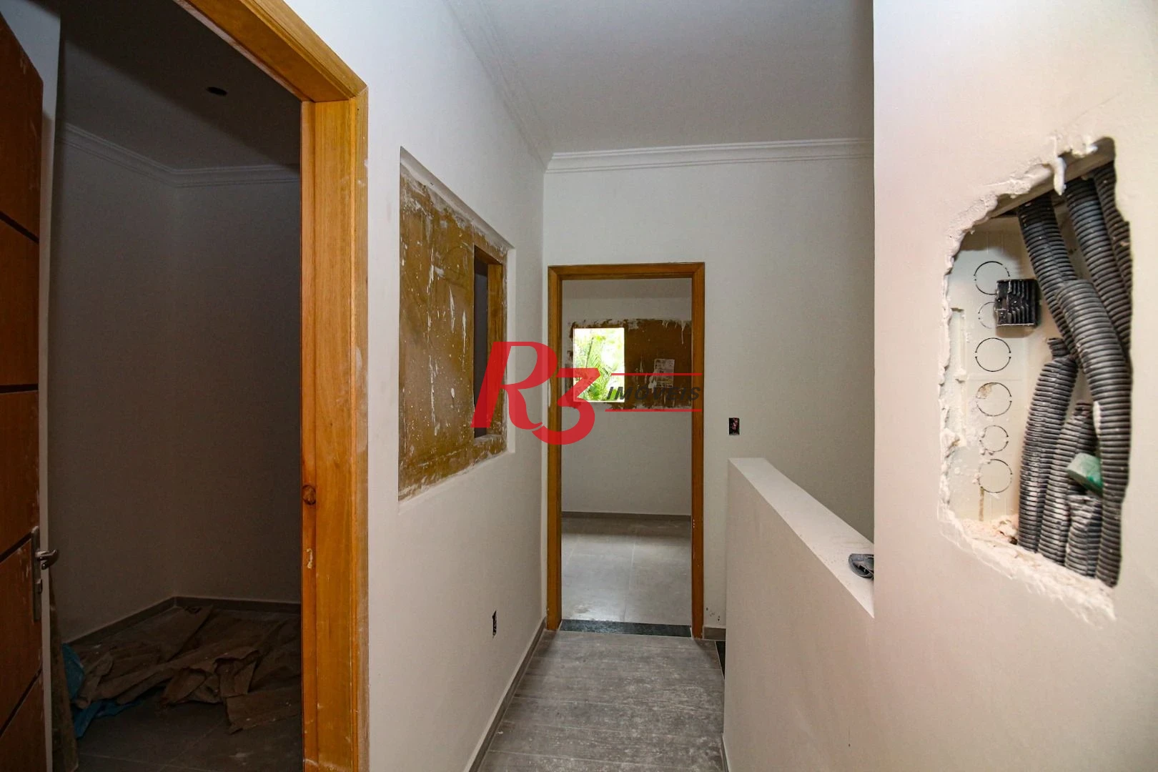Sobrado à venda, 86 m² por R$ 683.000,00 - Parque da Montanha - Santos/SP