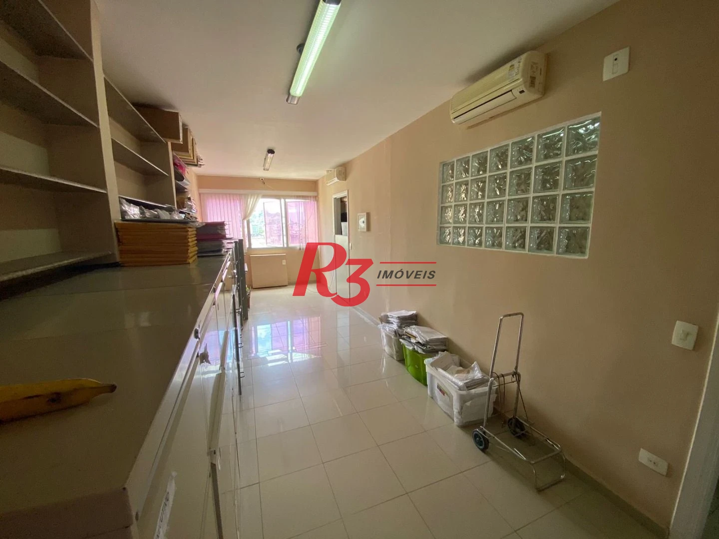 Sala, 75 m² - venda por R$ 315.000,00 ou aluguel por R$ 2.300,00/mês - Centro - Santos/SP