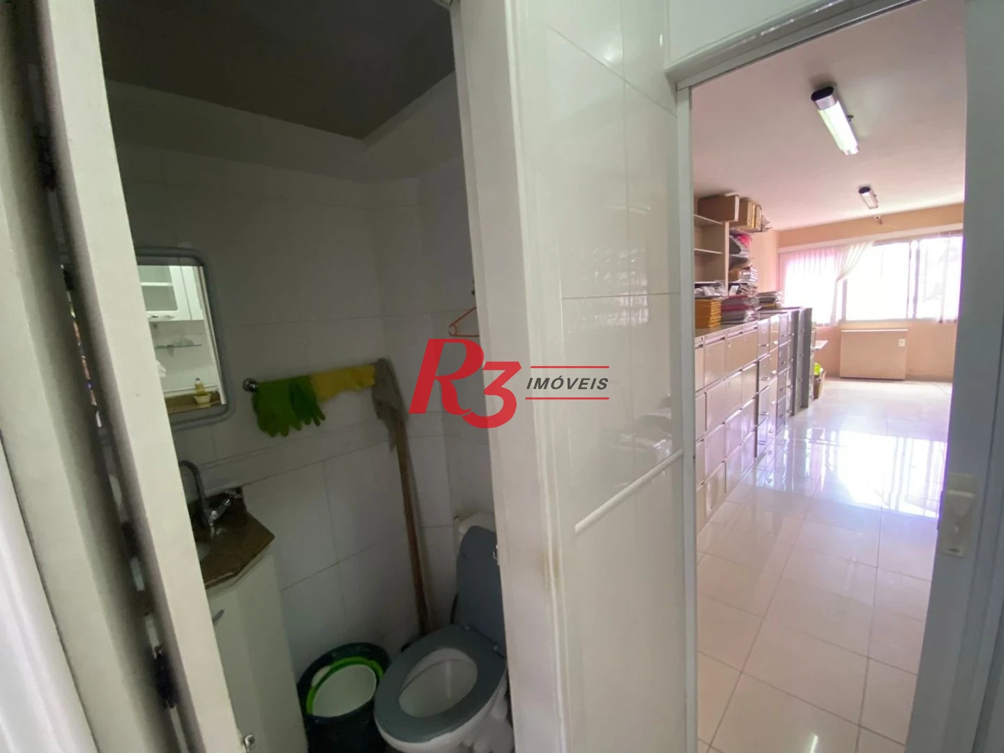 Sala, 75 m² - venda por R$ 315.000,00 ou aluguel por R$ 2.300,00/mês - Centro - Santos/SP