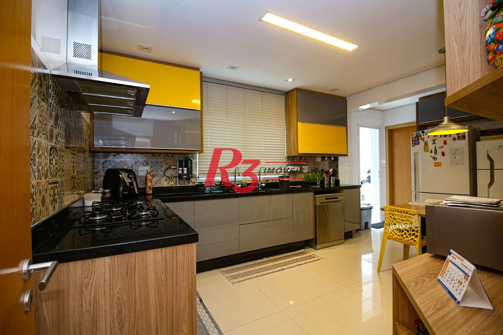 Apartamento Garden com 3 dormitórios à venda, 260 m² por R$ 2.300.000,00 - Embaré - Santos/SP