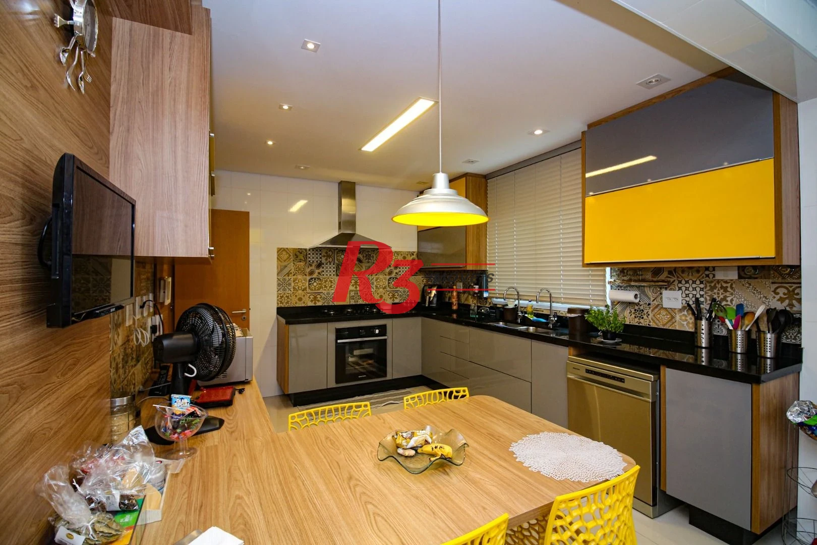 Apartamento Garden com 3 dormitórios à venda, 260 m² por R$ 2.300.000,00 - Embaré - Santos/SP