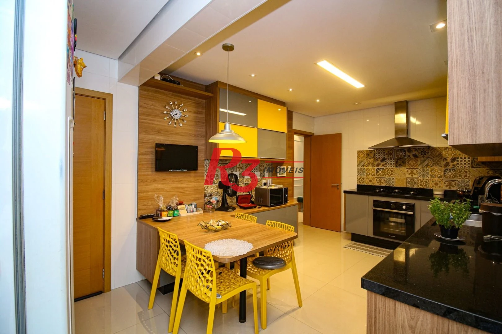 Apartamento Garden com 3 dormitórios à venda, 260 m² por R$ 2.300.000,00 - Embaré - Santos/SP