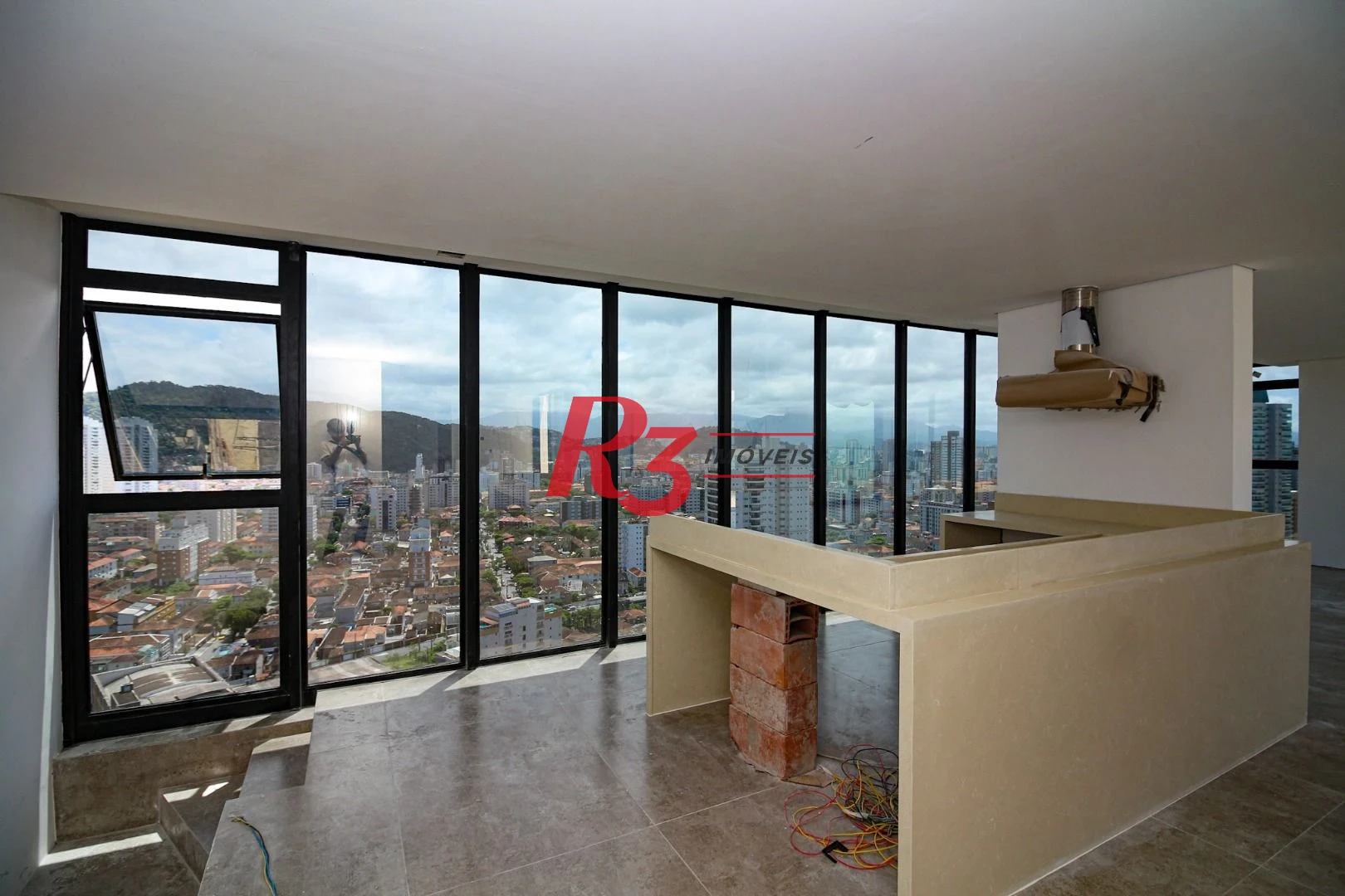 Cobertura com 4 dormitórios à venda, 320 m² por R$ 5.000.000,00 - José Menino - Santos/SP