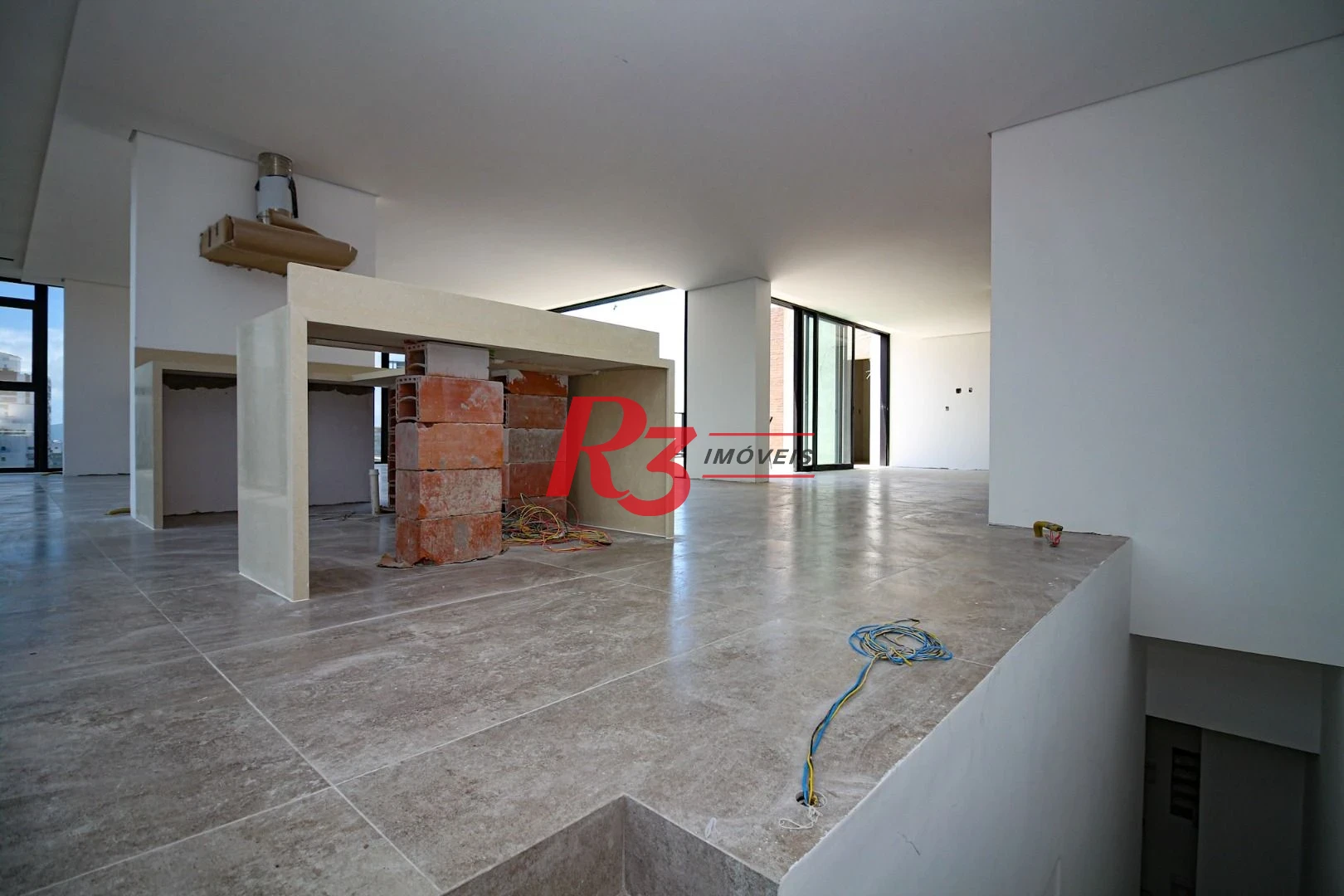 Cobertura com 4 dormitórios à venda, 320 m² por R$ 5.000.000,00 - José Menino - Santos/SP