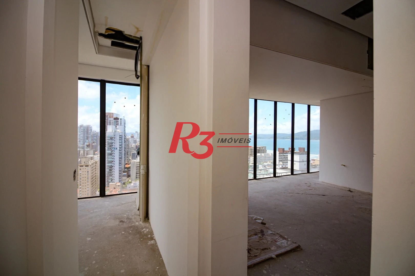 Cobertura com 4 dormitórios à venda, 320 m² por R$ 5.000.000,00 - José Menino - Santos/SP