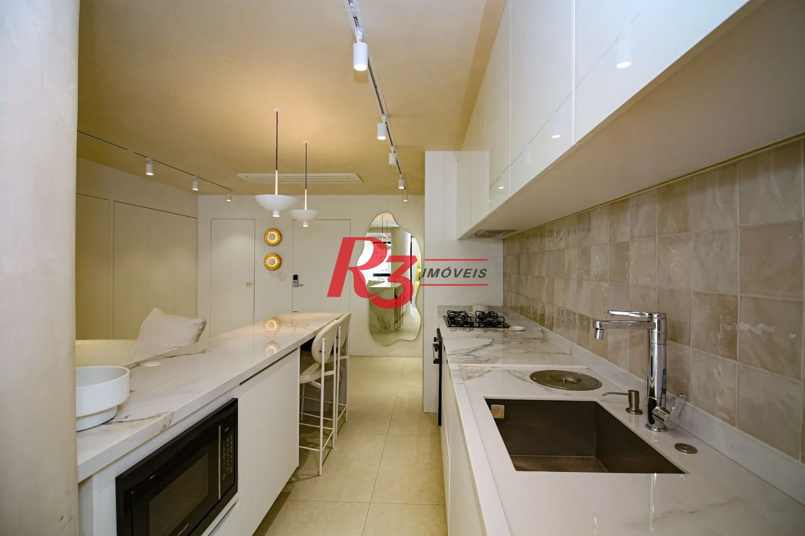 Apartamento com 2 dormitórios à venda, 83 m² por R$ 1.550.000,00 - Boqueirão - Santos/SP