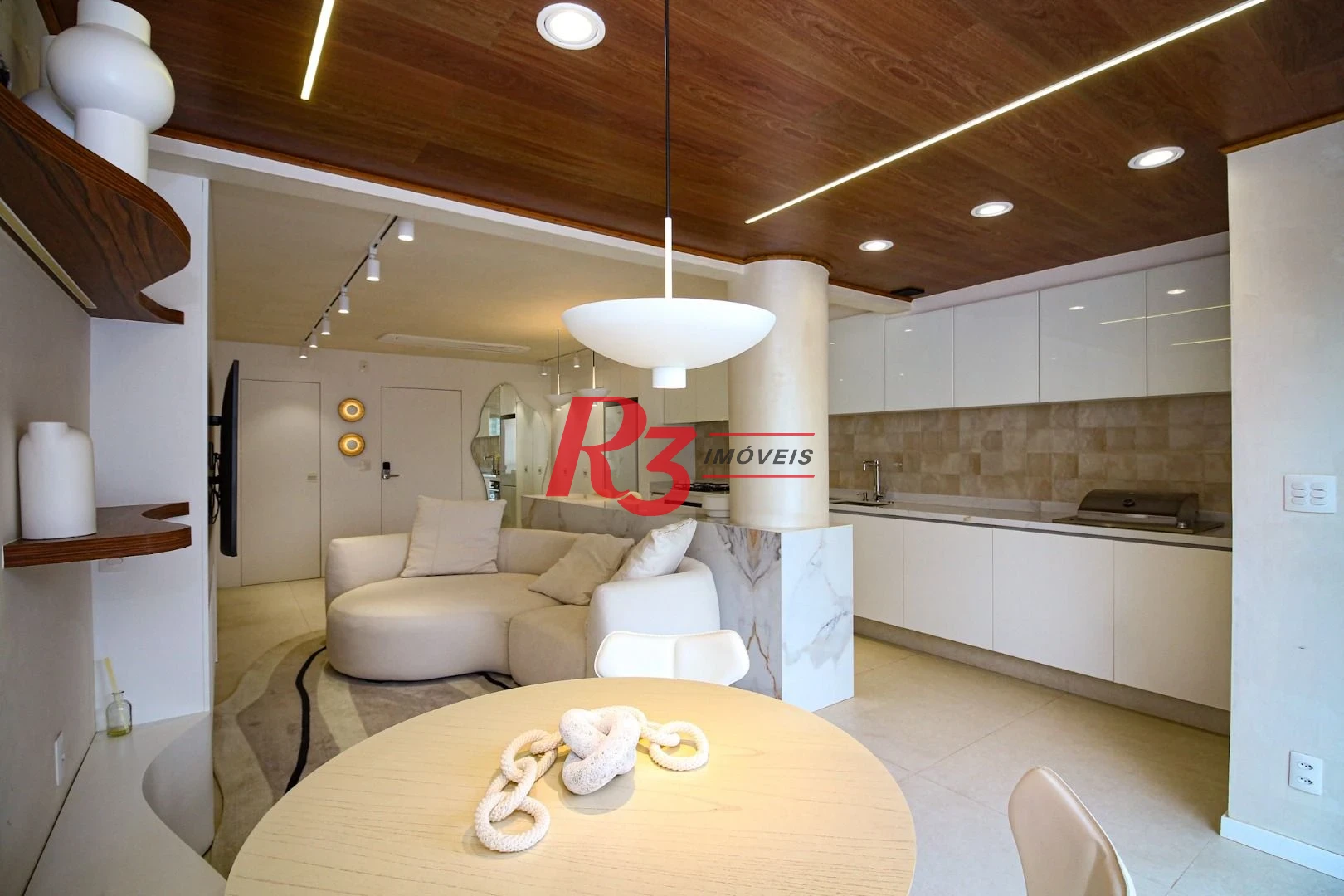 Apartamento com 2 dormitórios à venda, 83 m² por R$ 1.550.000,00 - Boqueirão - Santos/SP