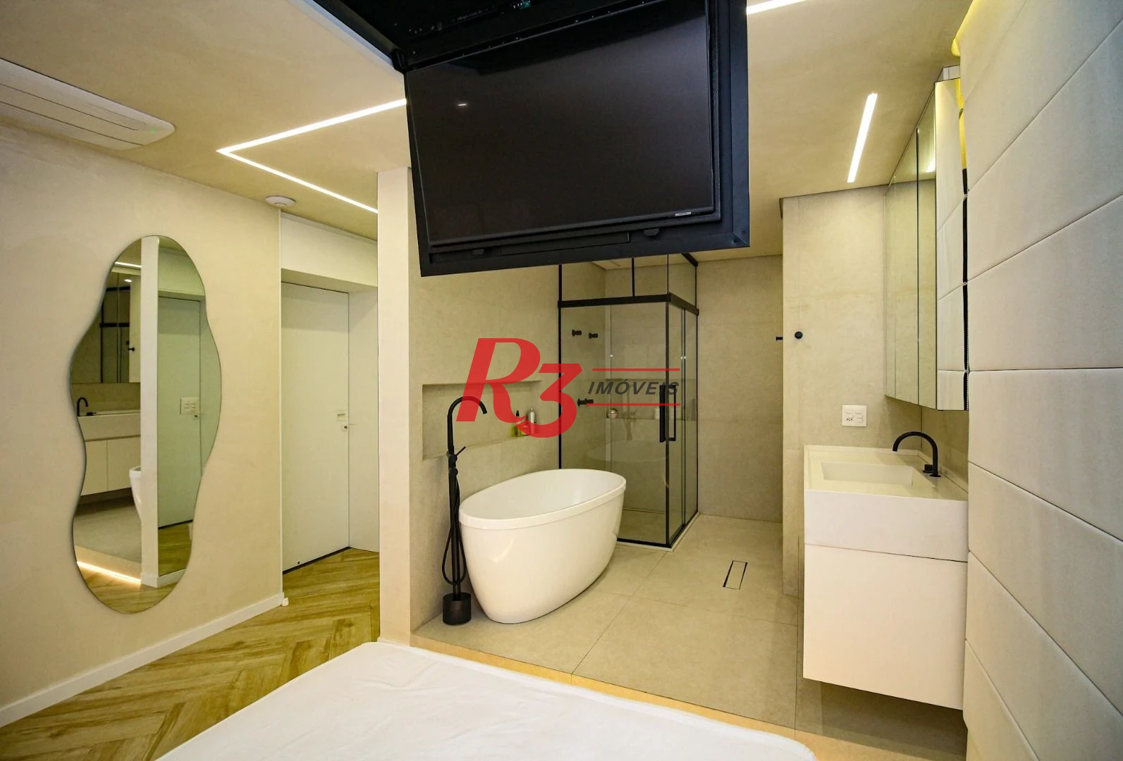 Apartamento com 2 dormitórios à venda, 83 m² por R$ 1.550.000,00 - Boqueirão - Santos/SP