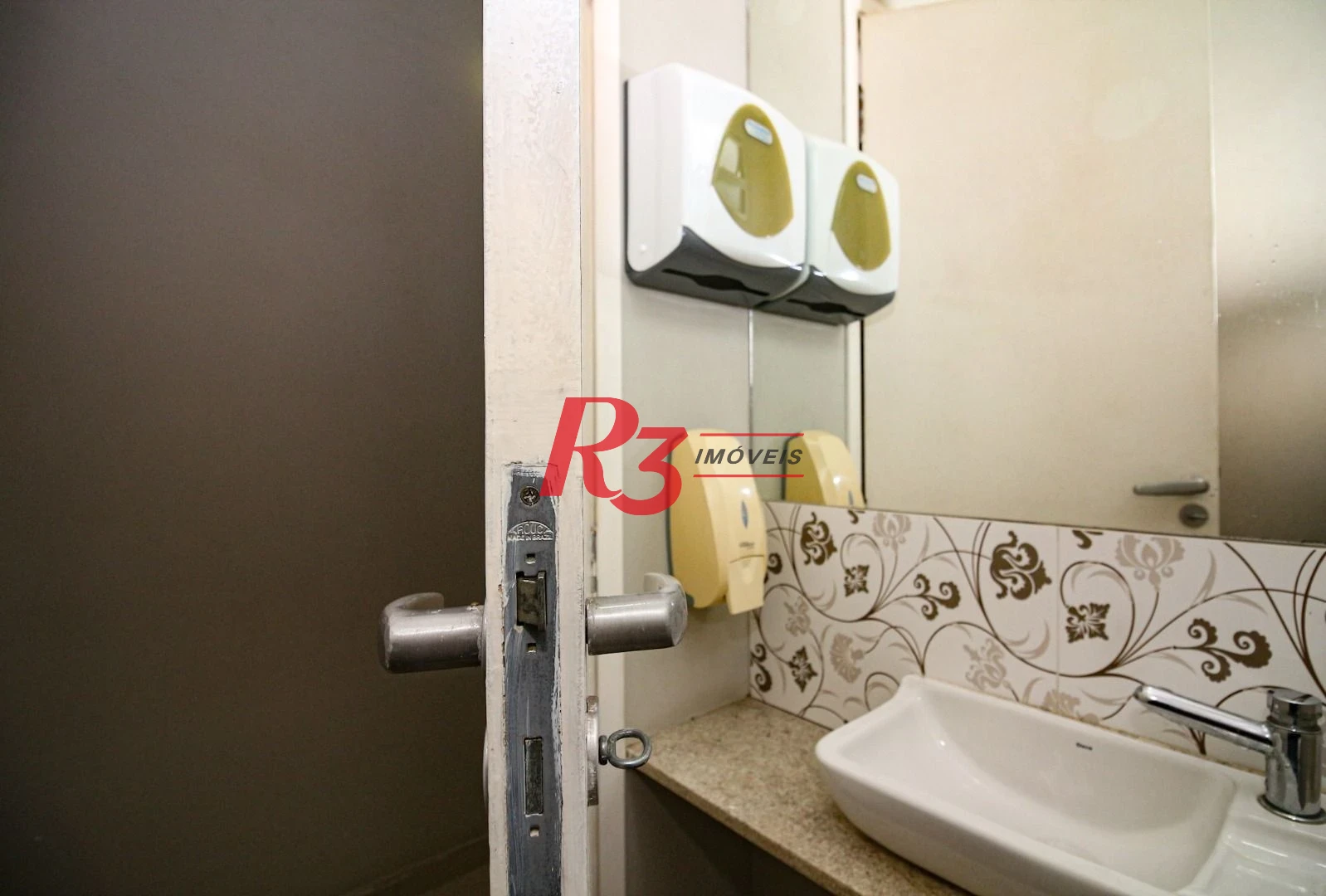 Sala para alugar, 18 m² por R$ 2.600,00/mês - Campo Grande - Santos/SP
