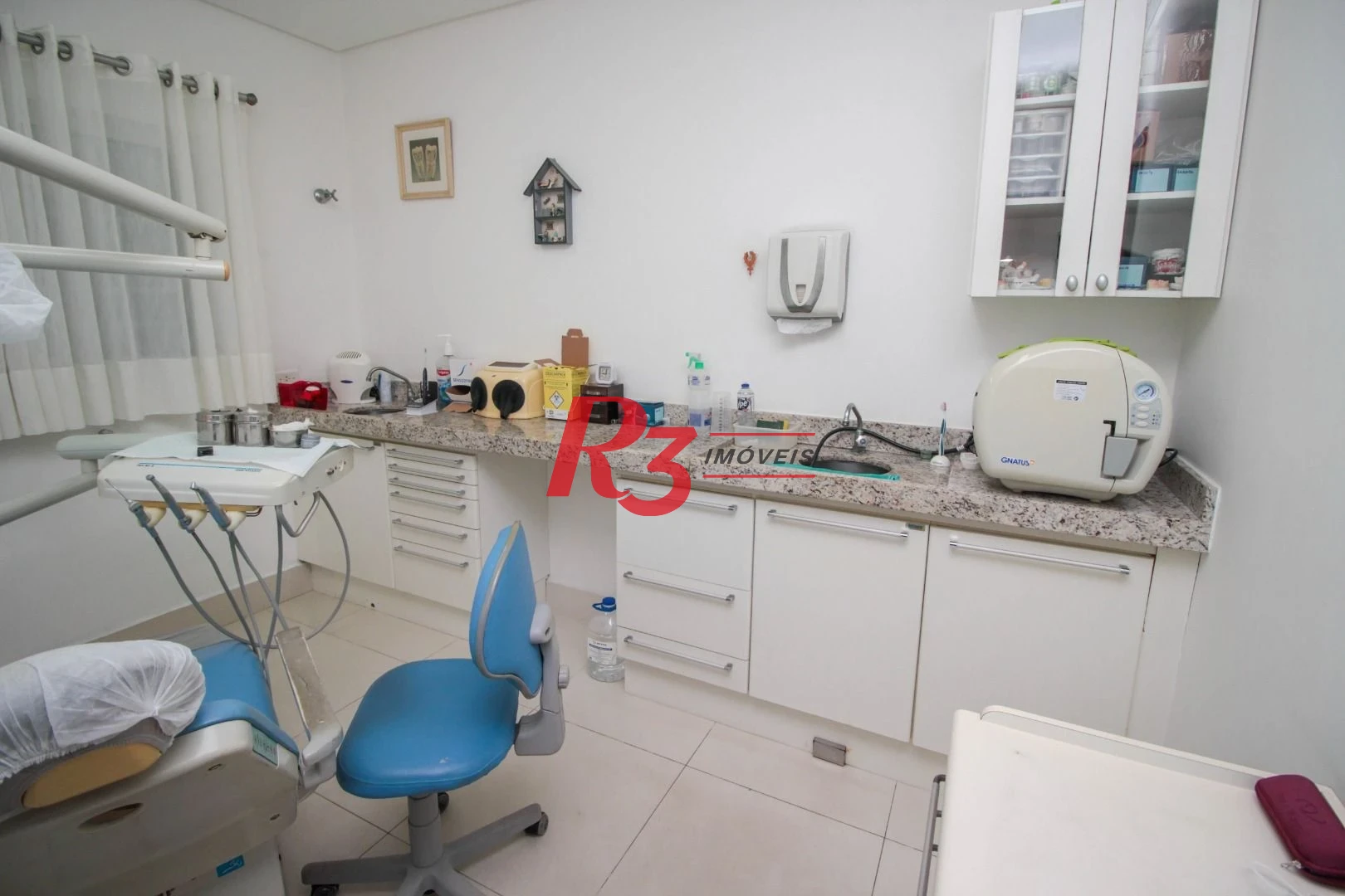 Sobrado com 4 dormitórios para alugar, 236 m² por R$ 18.104,17/mês - Embaré - Santos/SP