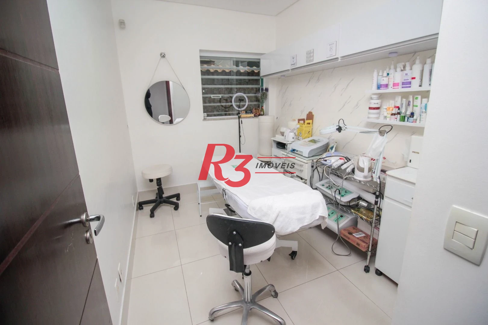 Sobrado com 4 dormitórios para alugar, 236 m² por R$ 18.104,17/mês - Embaré - Santos/SP