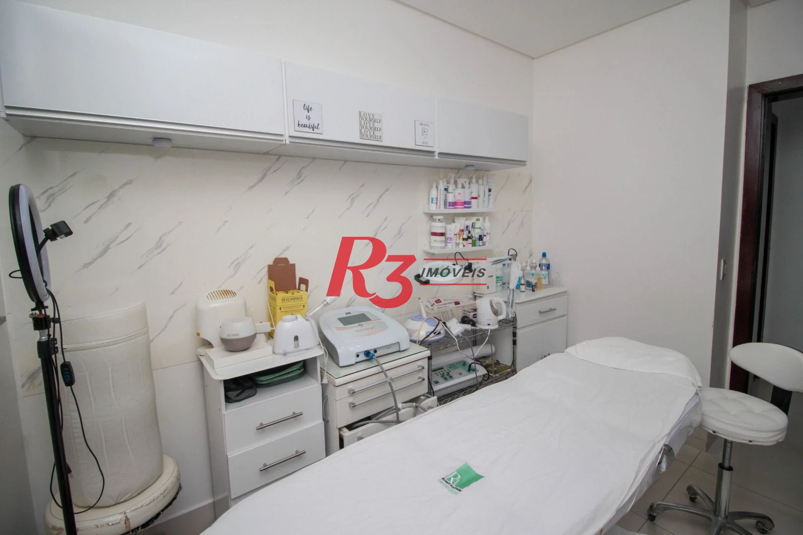 Sobrado com 4 dormitórios para alugar, 236 m² por R$ 18.104,17/mês - Embaré - Santos/SP