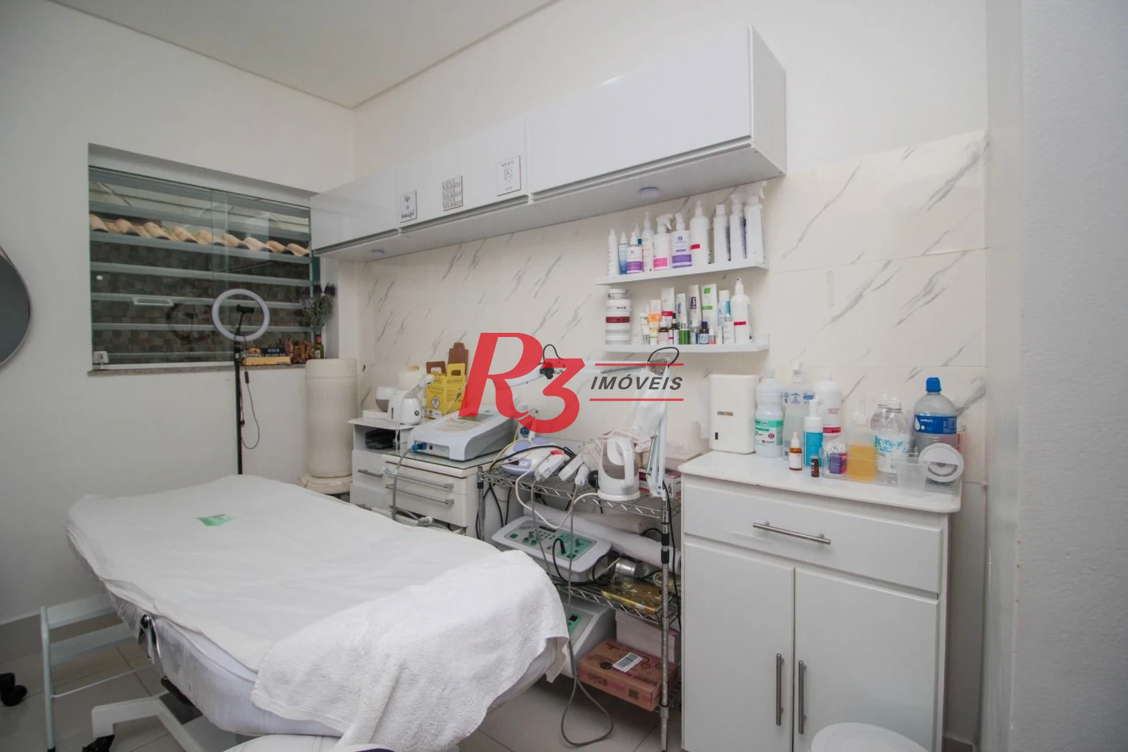 Sobrado com 4 dormitórios para alugar, 236 m² por R$ 18.104,17/mês - Embaré - Santos/SP