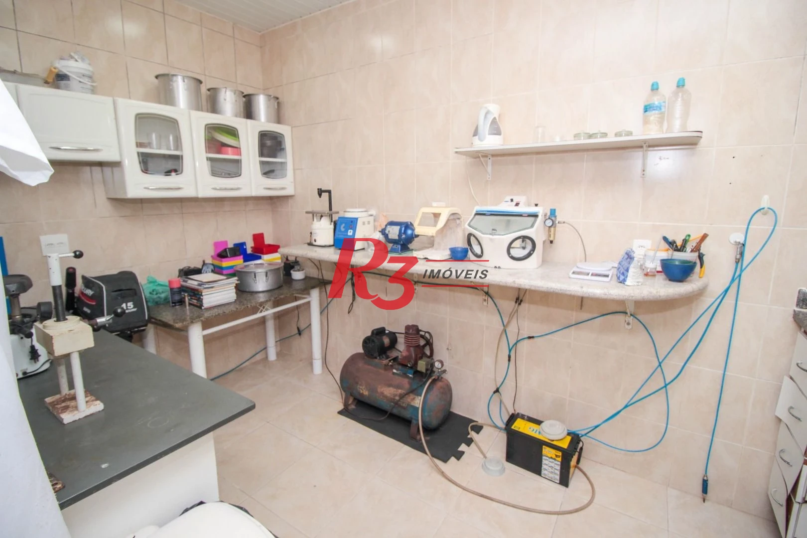 Sobrado com 4 dormitórios para alugar, 236 m² por R$ 18.104,17/mês - Embaré - Santos/SP