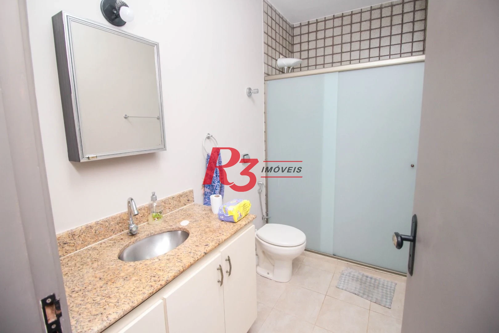 Sobrado com 4 dormitórios para alugar, 236 m² por R$ 18.104,17/mês - Embaré - Santos/SP