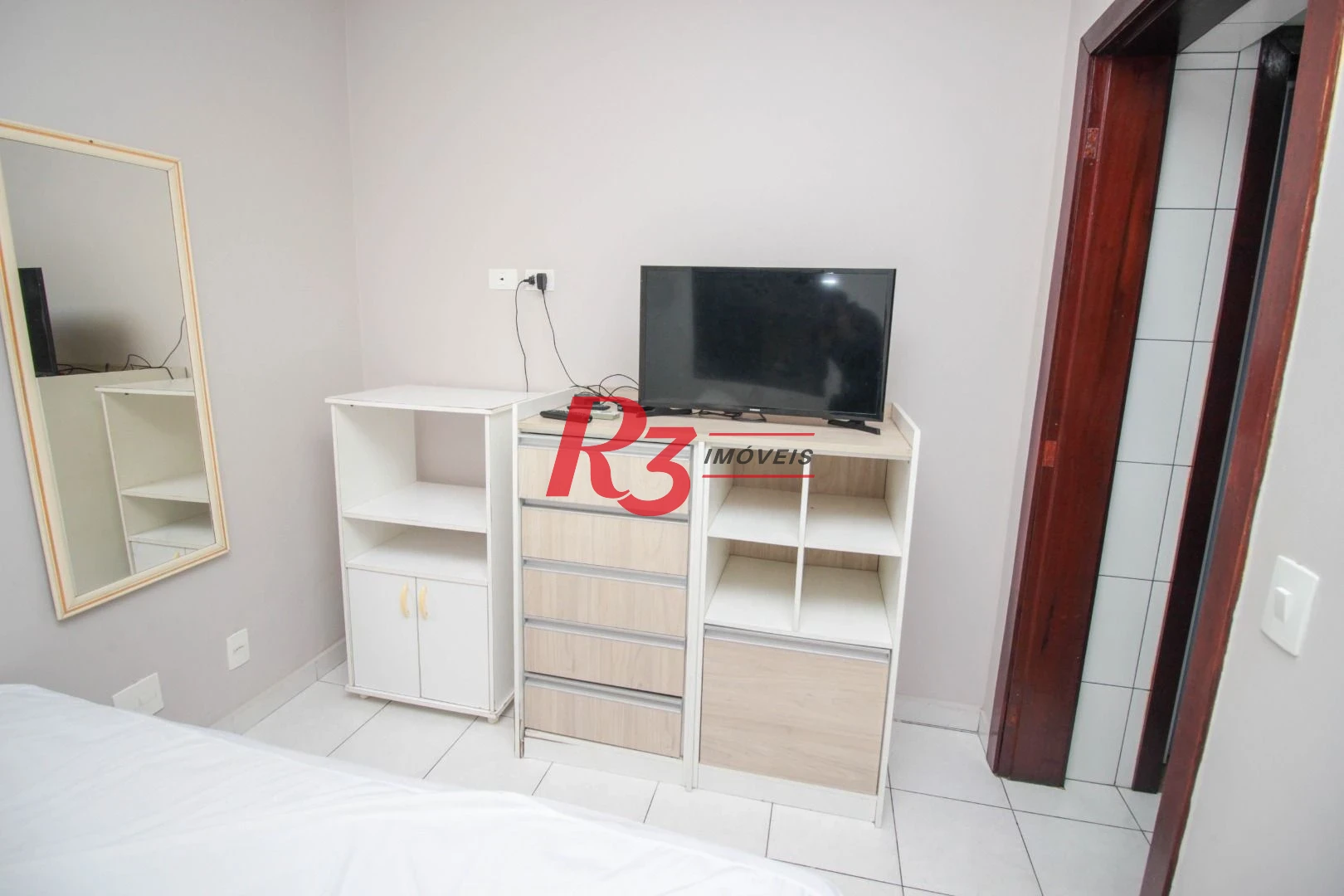 Sobrado com 4 dormitórios para alugar, 236 m² por R$ 18.104,17/mês - Embaré - Santos/SP