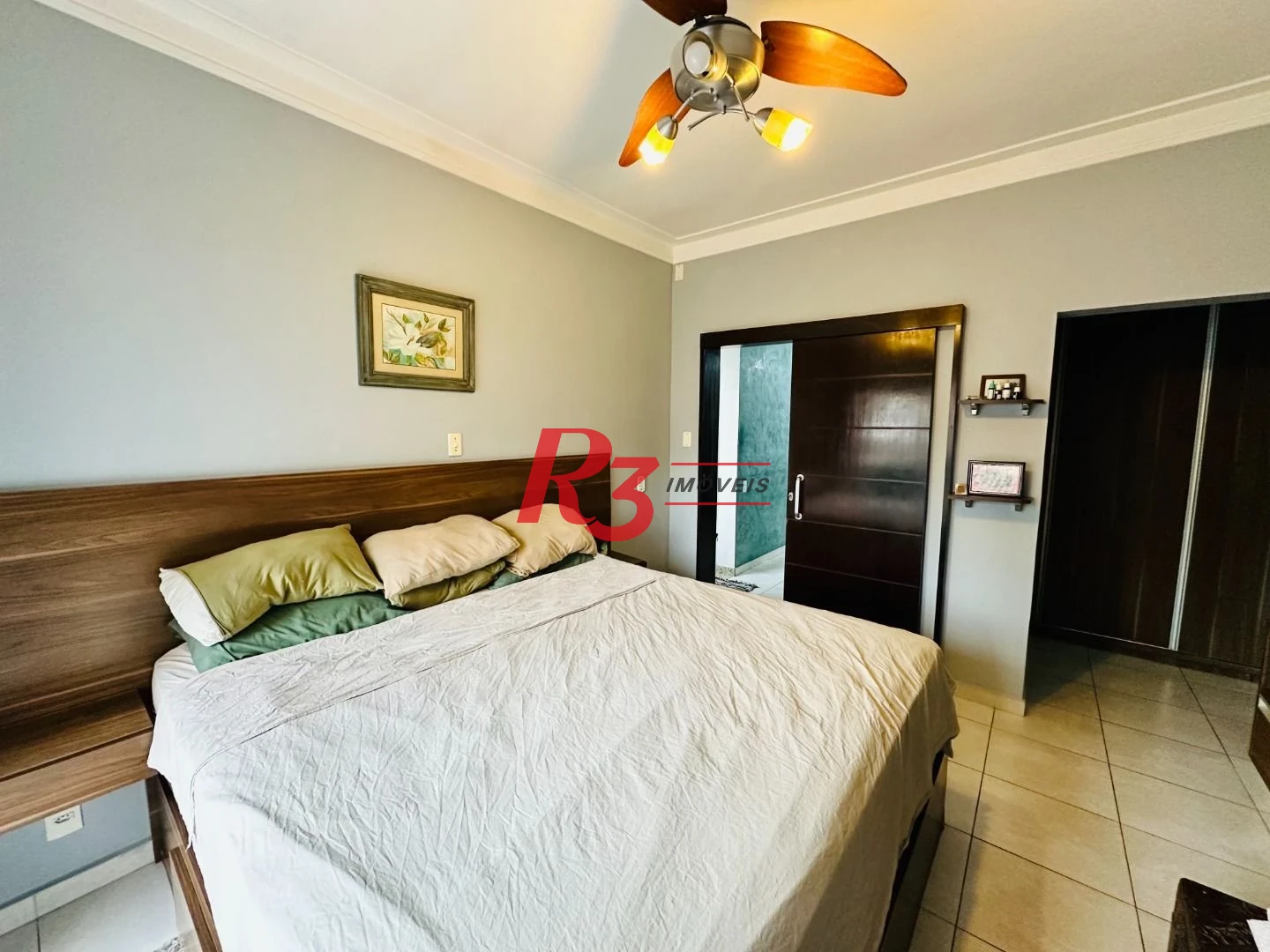 Sobrado com 4 dormitórios para alugar, 236 m² por R$ 18.104,17/mês - Embaré - Santos/SP