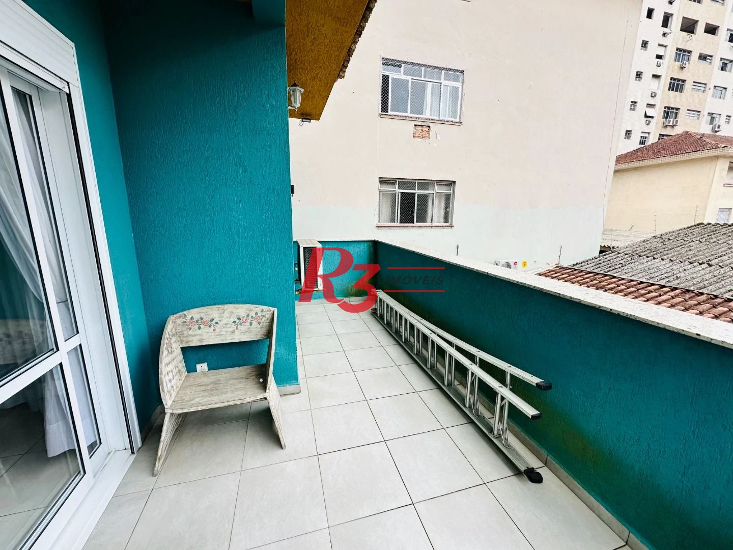 Sobrado com 4 dormitórios para alugar, 236 m² por R$ 18.104,17/mês - Embaré - Santos/SP