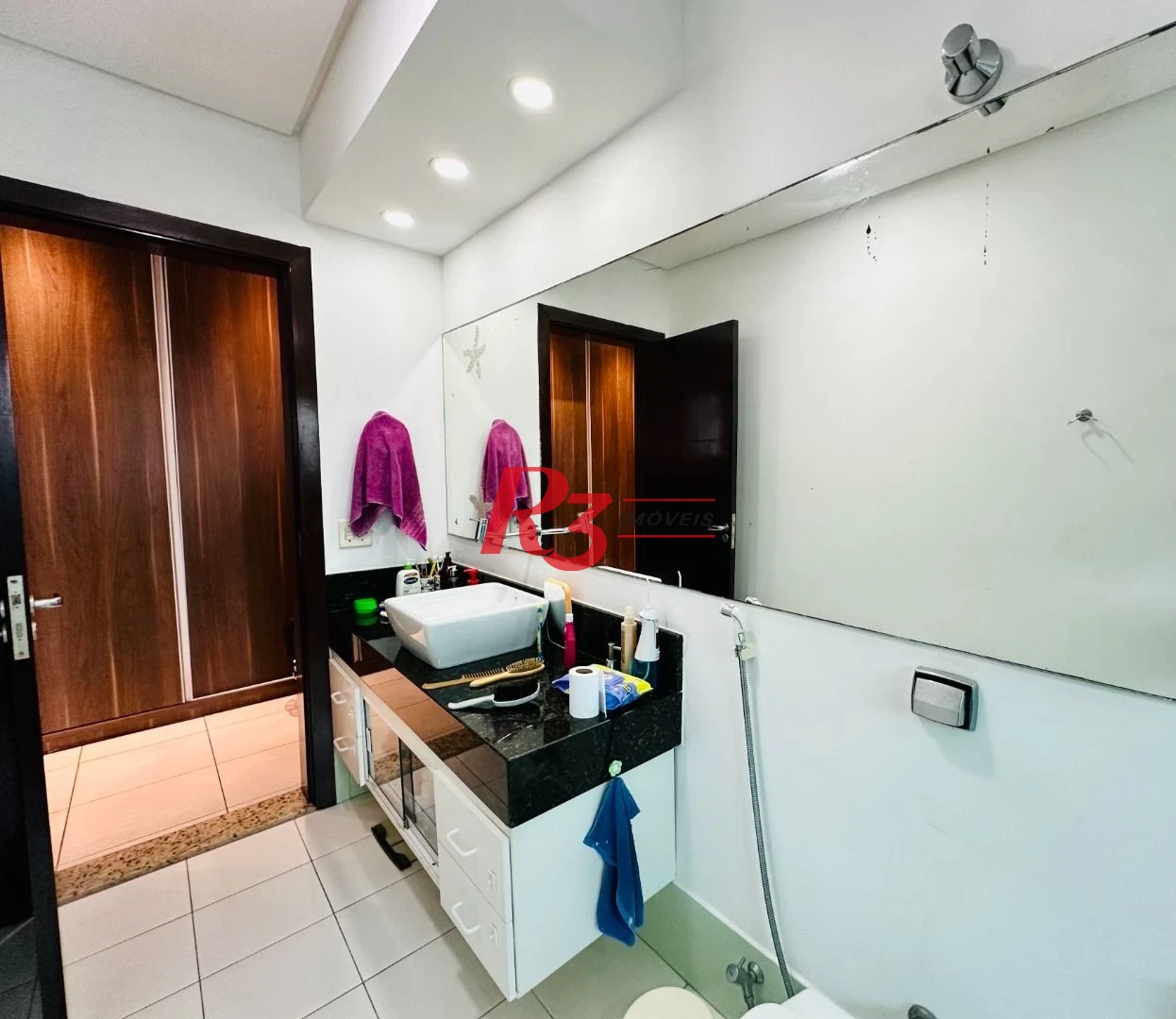 Sobrado com 4 dormitórios para alugar, 236 m² por R$ 18.104,17/mês - Embaré - Santos/SP