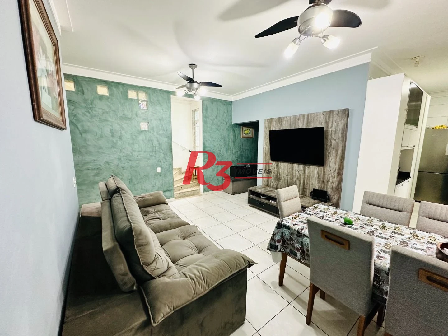 Sobrado com 4 dormitórios para alugar, 236 m² por R$ 18.104,17/mês - Embaré - Santos/SP