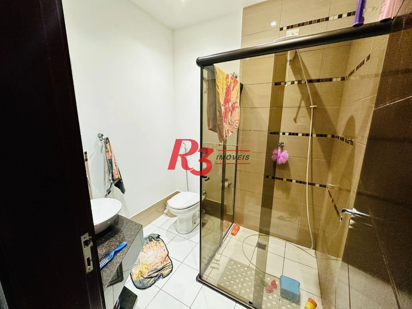 Sobrado com 4 dormitórios para alugar, 236 m² por R$ 18.104,17/mês - Embaré - Santos/SP