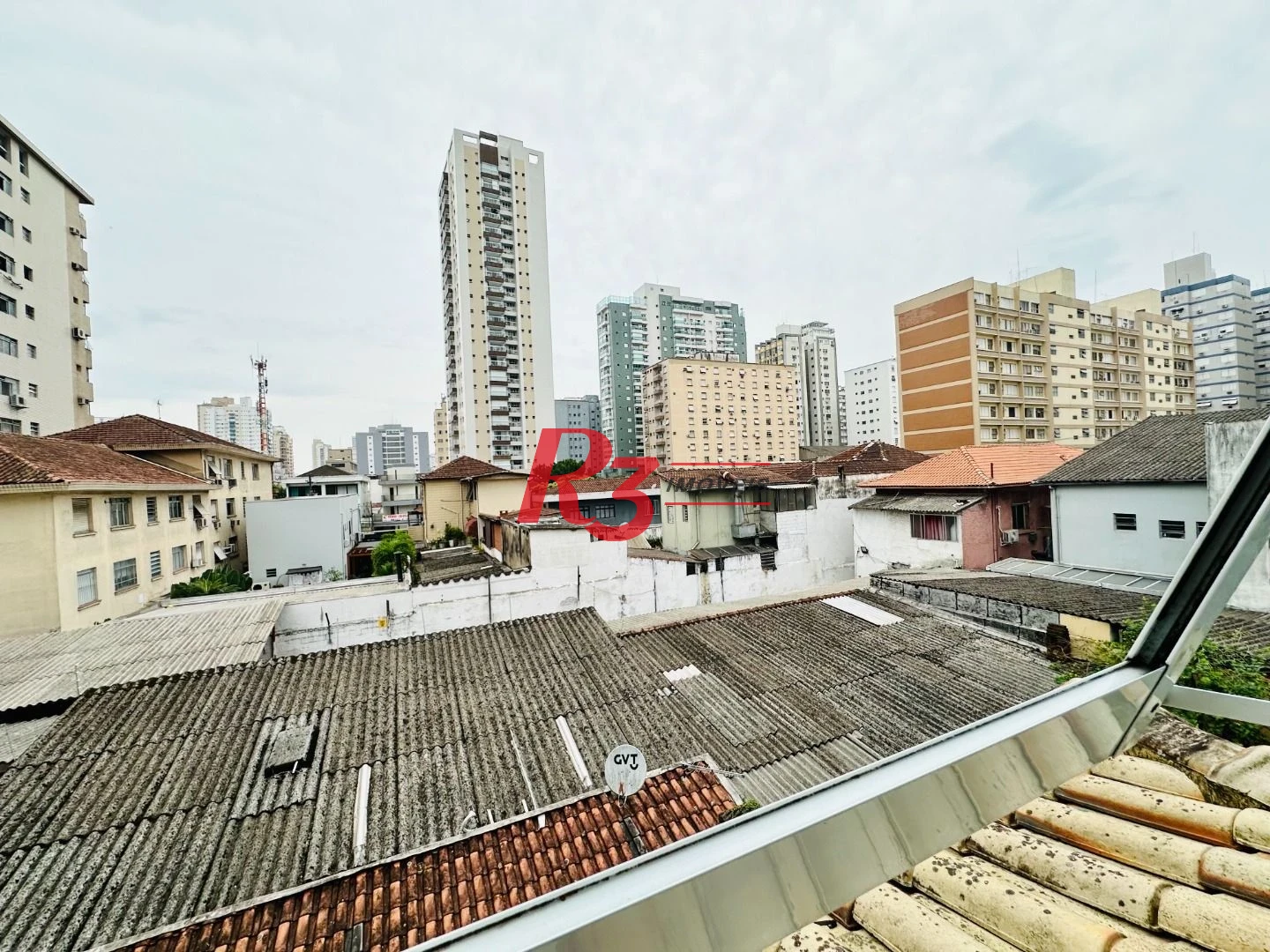 Sobrado com 4 dormitórios para alugar, 236 m² por R$ 18.104,17/mês - Embaré - Santos/SP