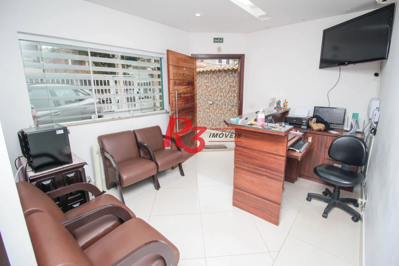 Sobrado com 4 dormitórios para alugar, 236 m² por R$ 18.104,17/mês - Embaré - Santos/SP