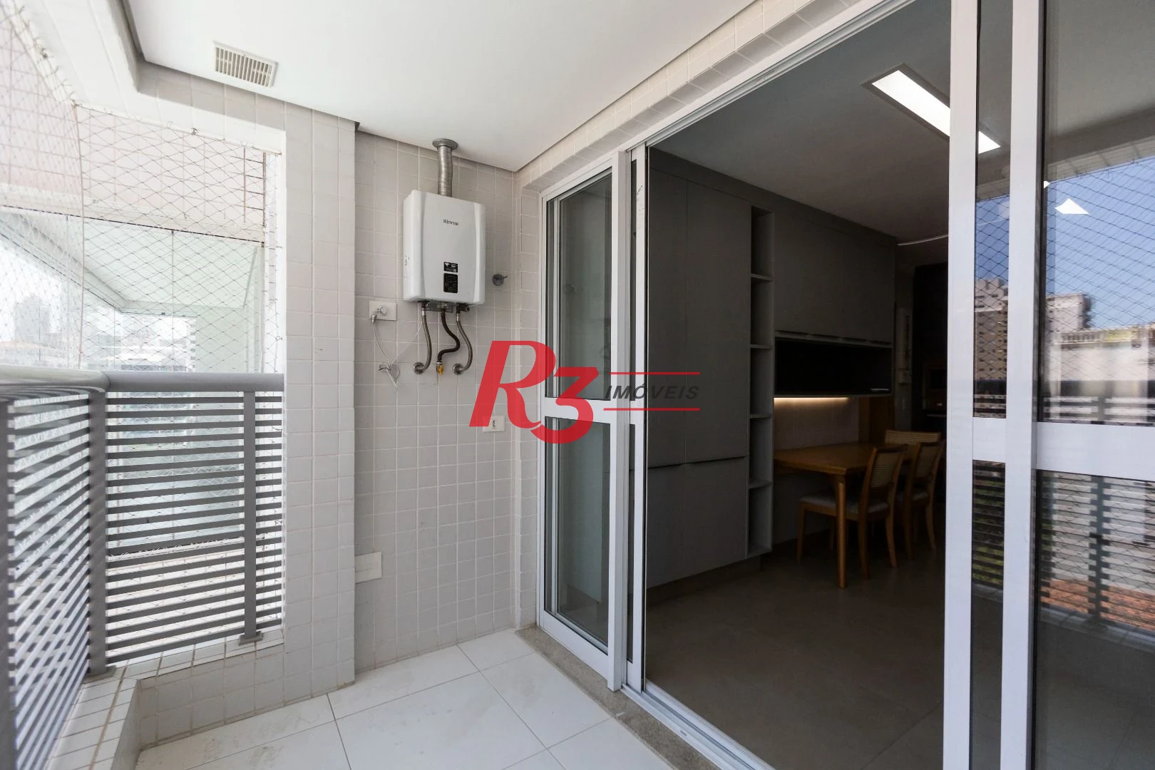 Apartamento com 3 dormitórios para alugar, 134 m² por R$ 12.500,02/mês - Gonzaga - Santos/SP