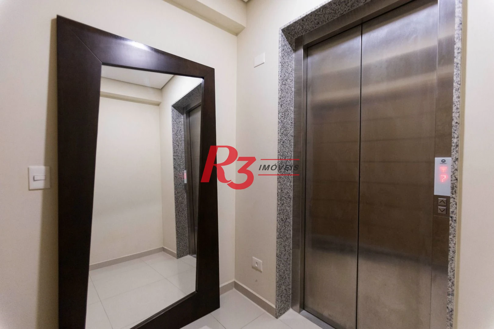 Apartamento com 3 dormitórios para alugar, 134 m² por R$ 12.500,02/mês - Gonzaga - Santos/SP