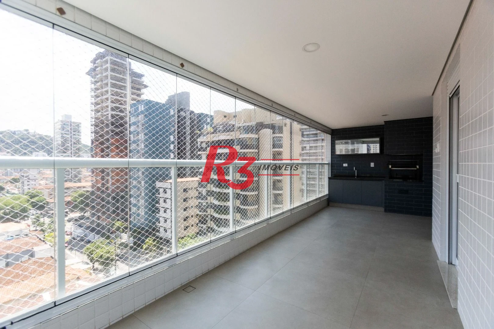 Apartamento com 3 dormitórios para alugar, 134 m² por R$ 12.500,02/mês - Gonzaga - Santos/SP