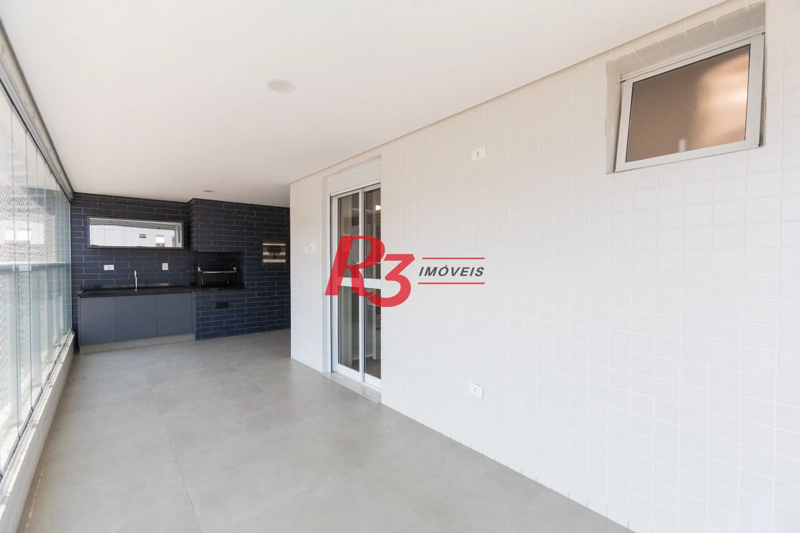 Apartamento com 3 dormitórios para alugar, 134 m² por R$ 12.500,02/mês - Gonzaga - Santos/SP