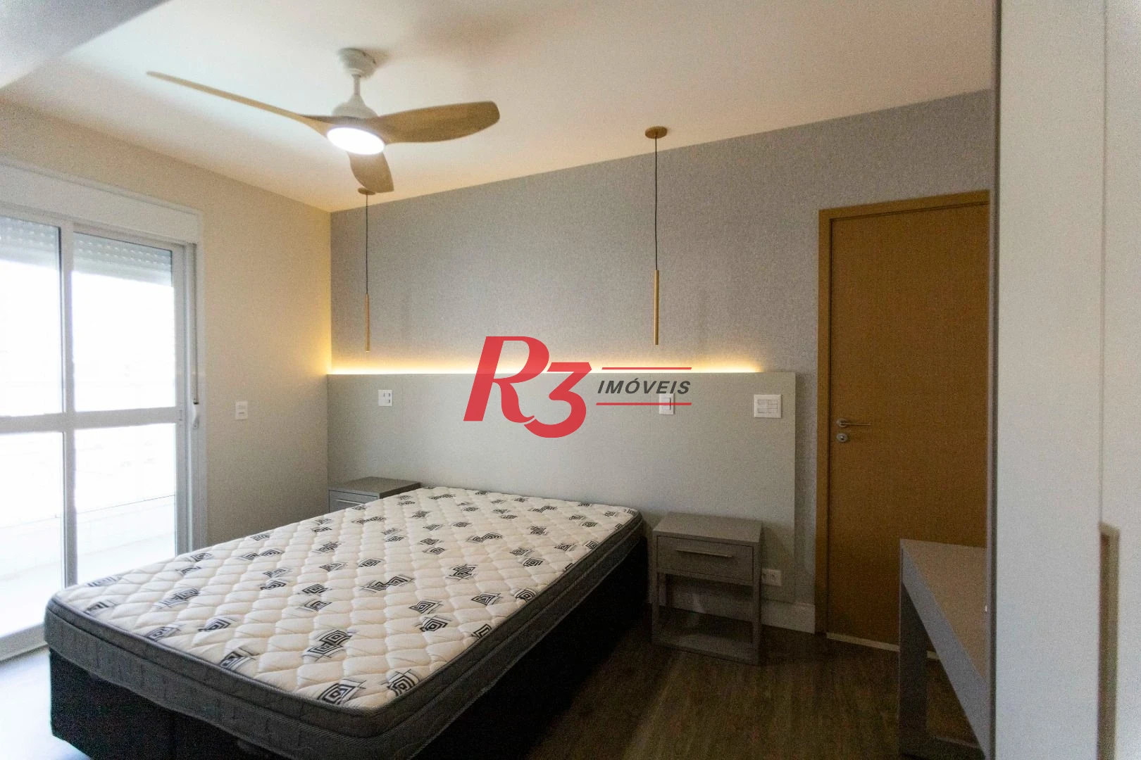 Apartamento com 3 dormitórios para alugar, 134 m² por R$ 12.500,02/mês - Gonzaga - Santos/SP