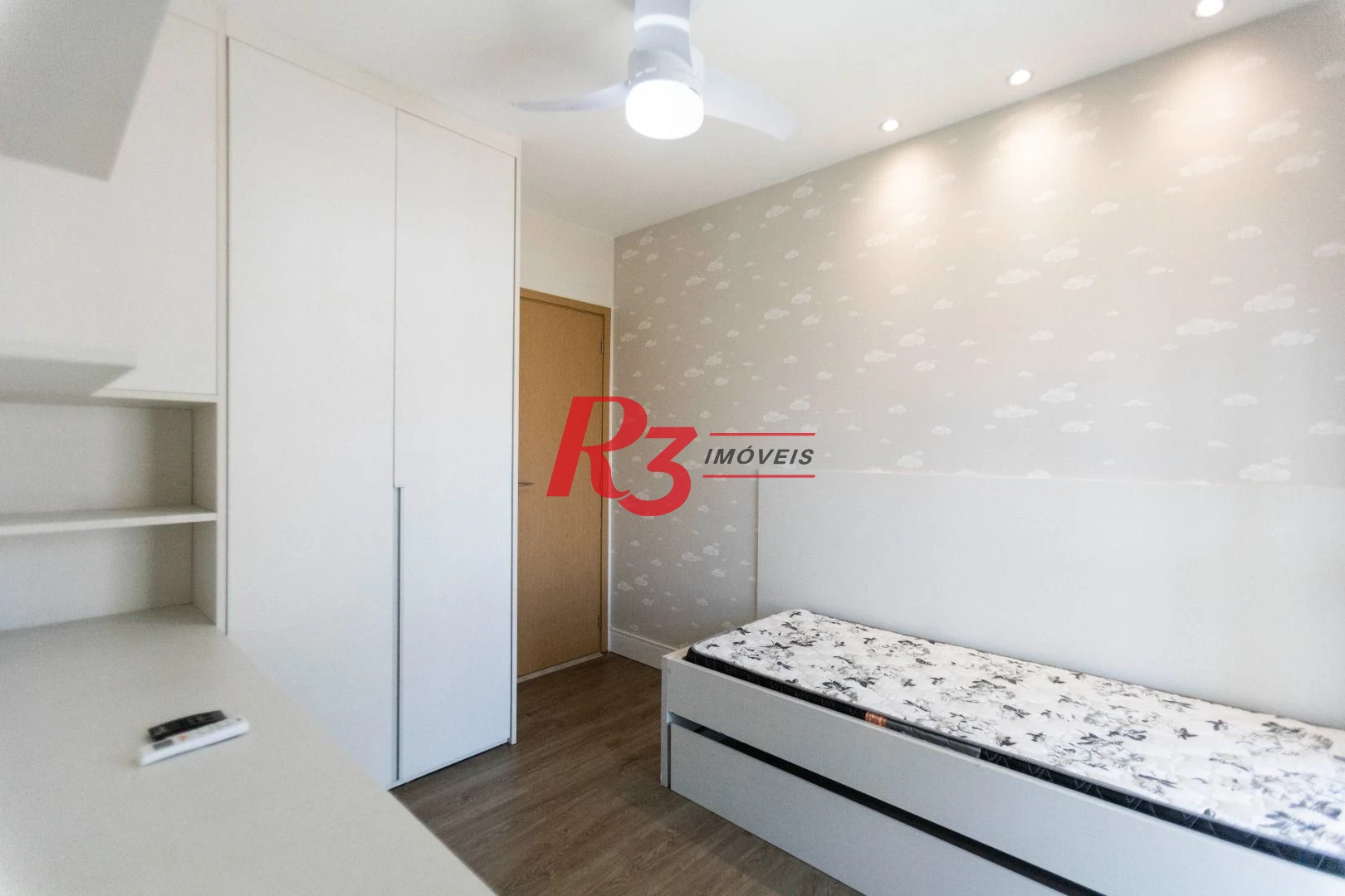 Apartamento com 3 dormitórios para alugar, 134 m² por R$ 12.500,02/mês - Gonzaga - Santos/SP