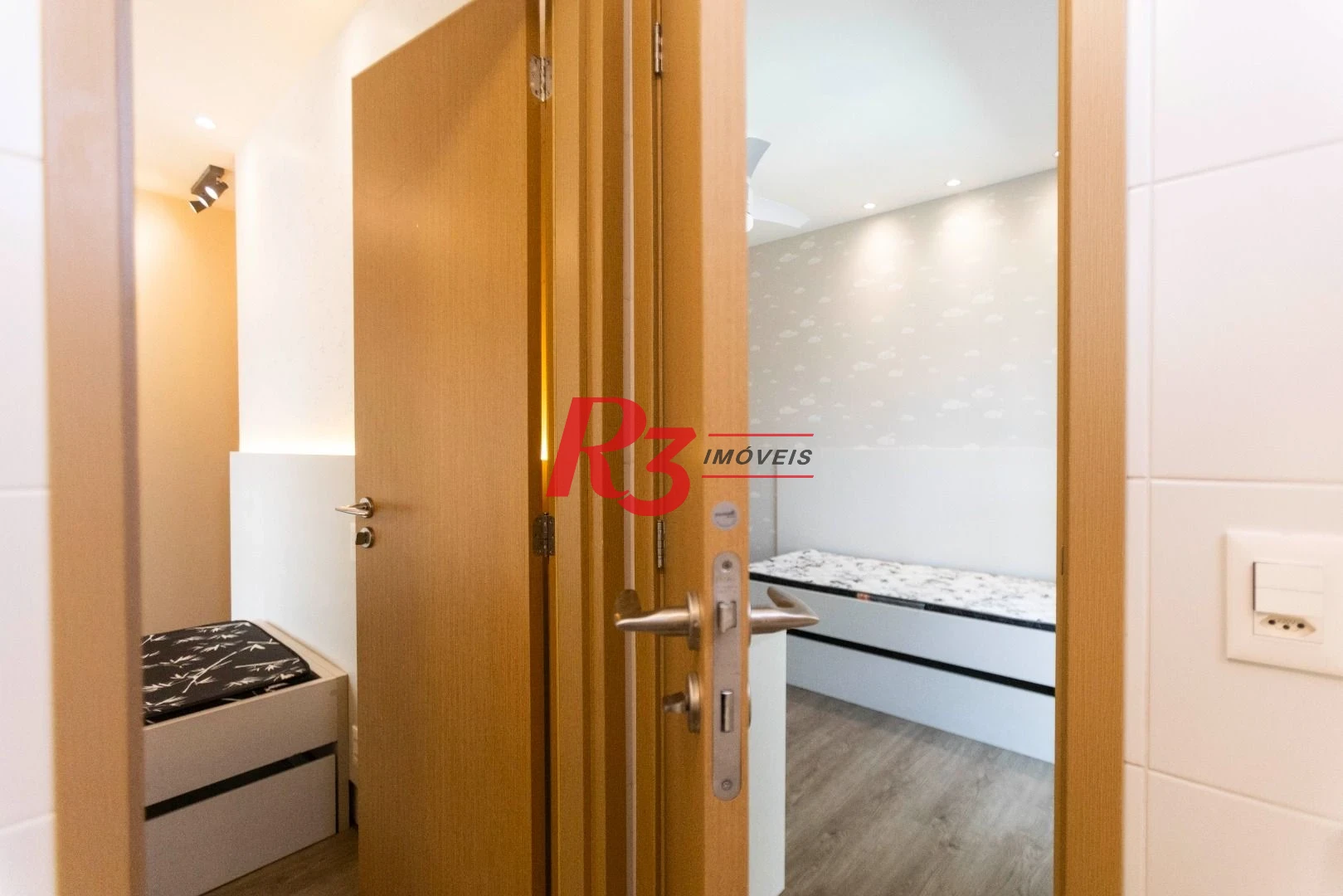 Apartamento com 3 dormitórios para alugar, 134 m² por R$ 12.500,02/mês - Gonzaga - Santos/SP