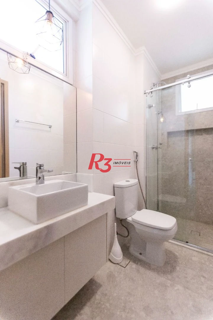 Apartamento com 3 dormitórios para alugar, 134 m² por R$ 12.500,02/mês - Gonzaga - Santos/SP