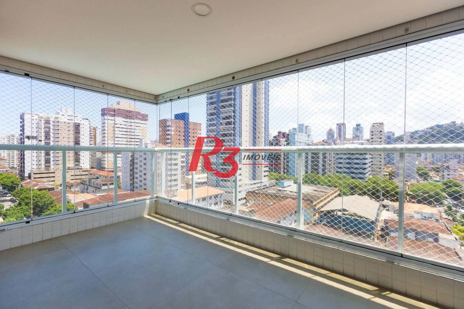 Apartamento com 3 dormitórios para alugar, 134 m² por R$ 12.500,02/mês - Gonzaga - Santos/SP