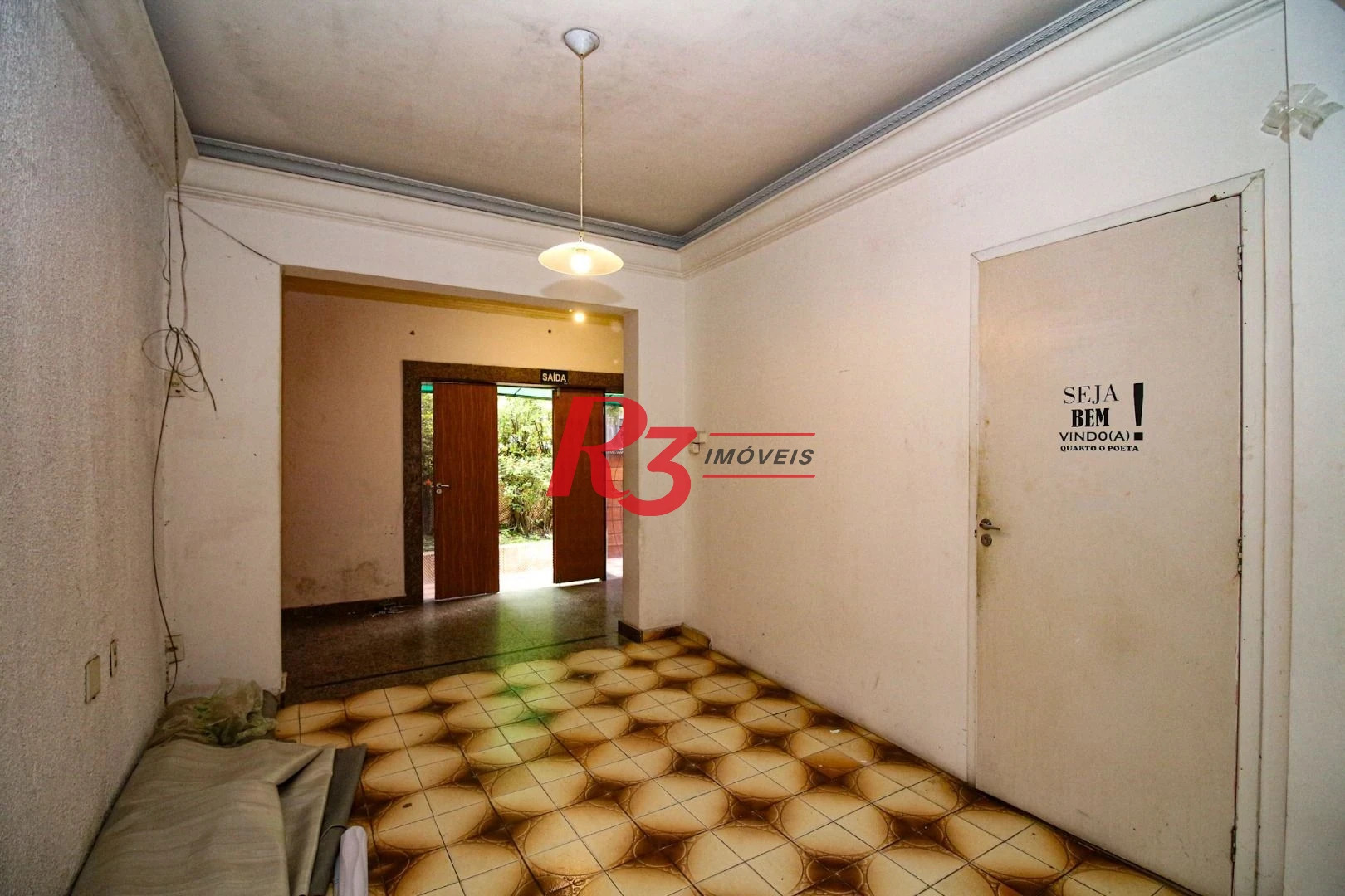 Casa com 9 dormitórios para alugar, 250 m² por R$ 15.890,00/mês - Encruzilhada - Santos/SP