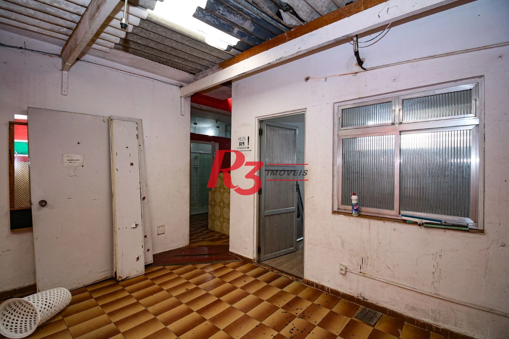 Casa com 9 dormitórios para alugar, 250 m² por R$ 15.890,00/mês - Encruzilhada - Santos/SP