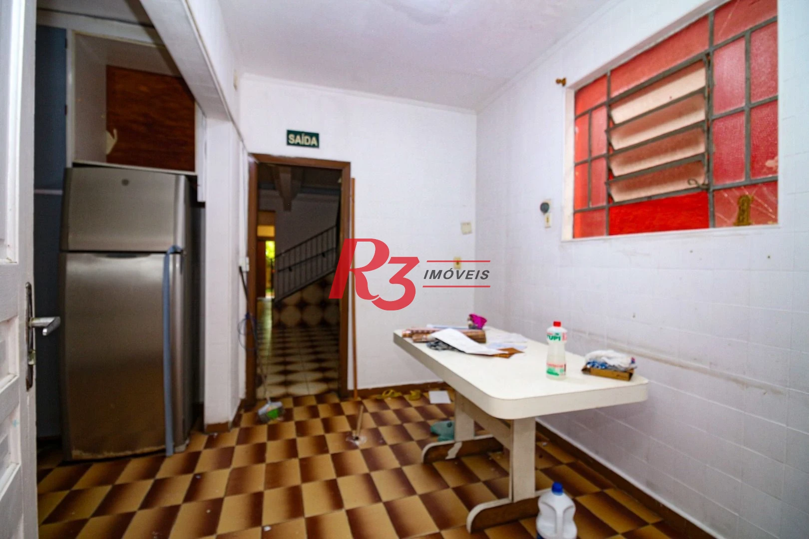 Casa com 9 dormitórios para alugar, 250 m² por R$ 15.890,00/mês - Encruzilhada - Santos/SP