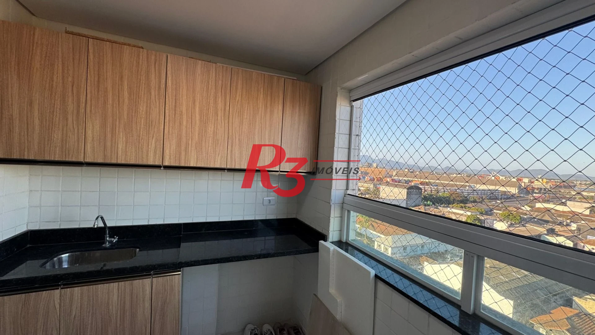 Apartamento com 2 dormitórios à venda, 55 m² por R$ 540.000,00 - Macuco - Santos/SP